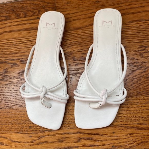 Marc Fischer Square Toe White Pleather Sandals - Picture 2 of 3